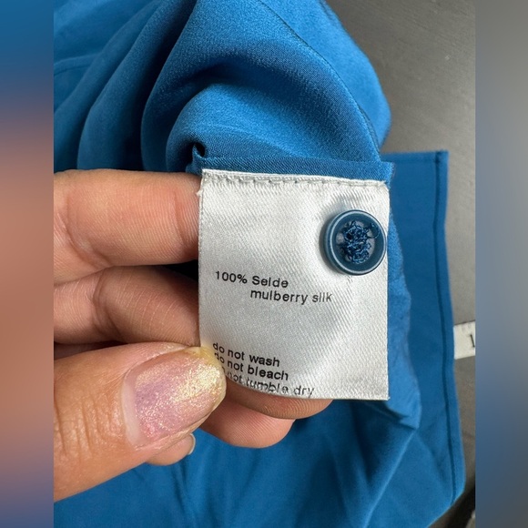 Akris Punto Cream Mulberry Silk Blouse - Picture 9 of 9